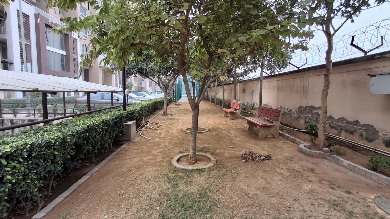 Emaar Palm Gardens - Image 17